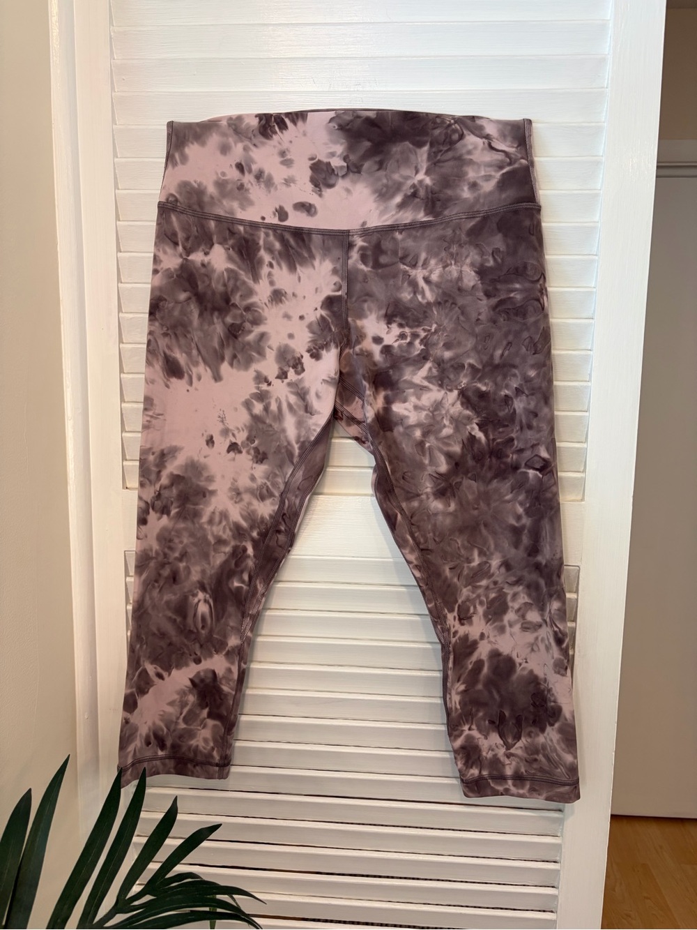 Lululemon Align Cropped Leggings Size 12 Tie-Dye Activewear